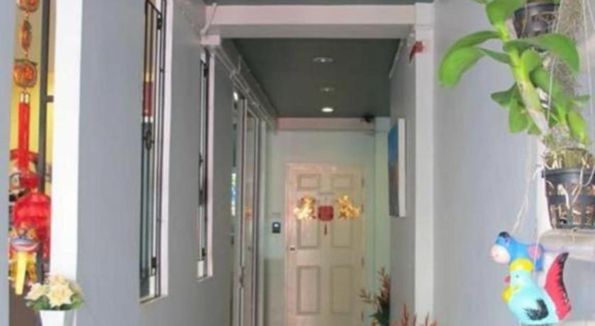Machima House Hotel Phuket Екстериор снимка